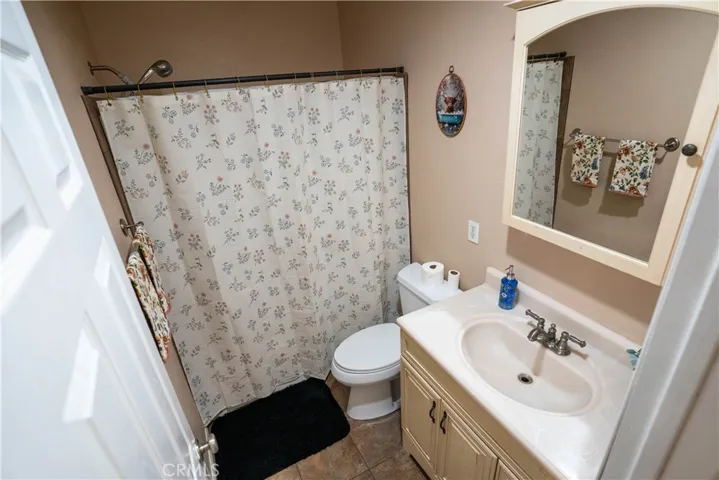 14834 Narragansett, Apple Valley, California 92307