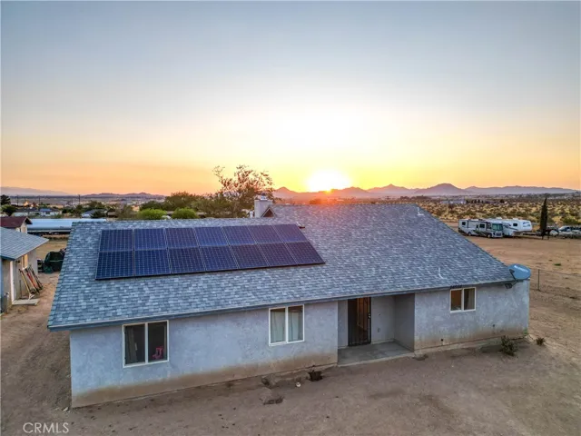 14834 Narragansett, Apple Valley, California 92307