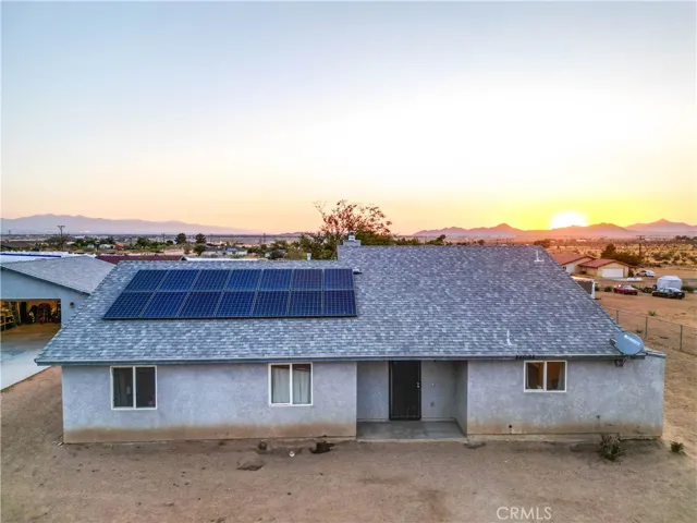 14834 Narragansett, Apple Valley, California 92307
