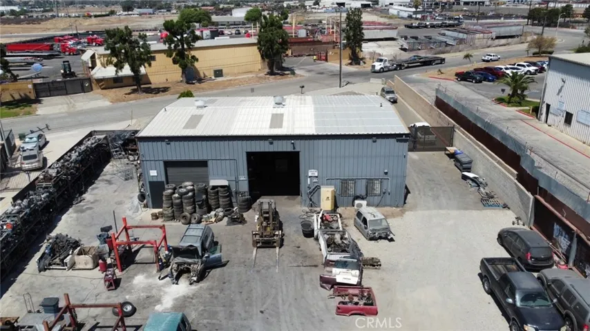 2821 Industrial Drive, Bloomington, California 92376