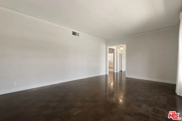 519 N Rexford Drive, Beverly Hills, California 90210