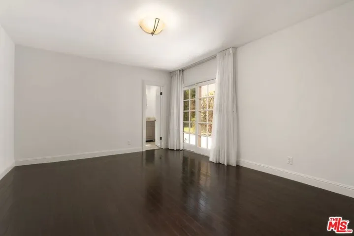 519 N Rexford Drive, Beverly Hills, California 90210