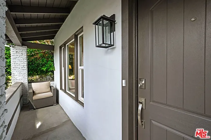 9023 Phyllis Avenue, West Hollywood, California 90069