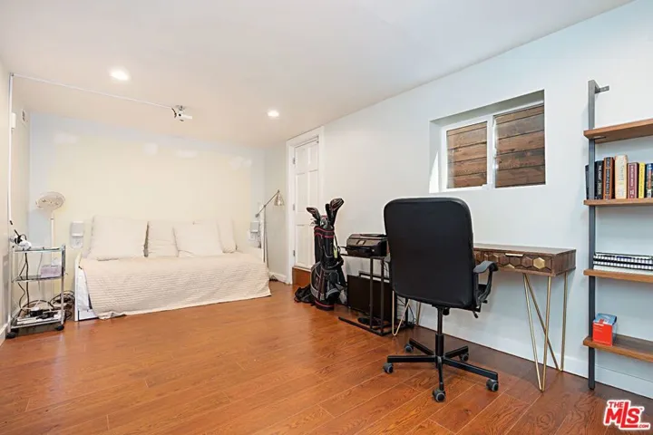 9023 Phyllis Avenue, West Hollywood, California 90069