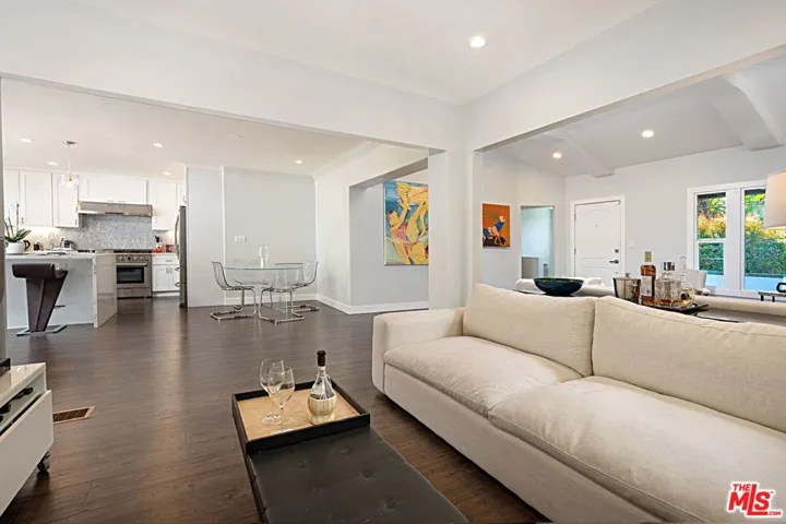 9023 Phyllis Avenue, West Hollywood, California 90069
