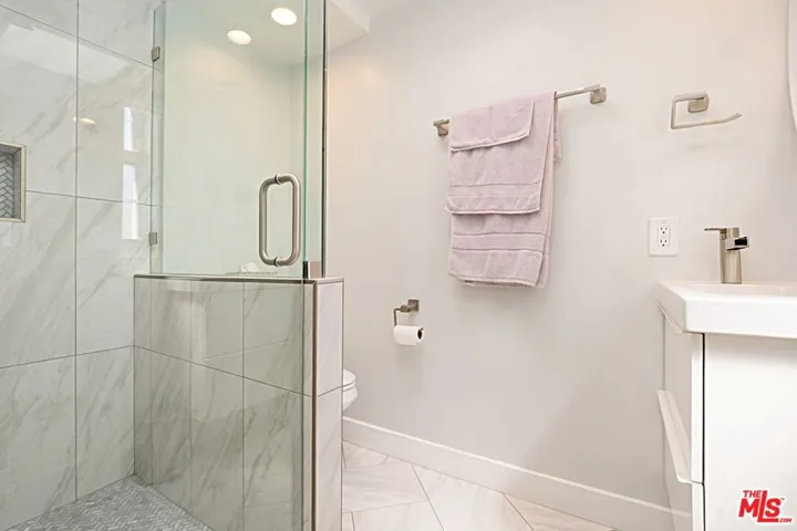 9023 Phyllis Avenue, West Hollywood, California 90069