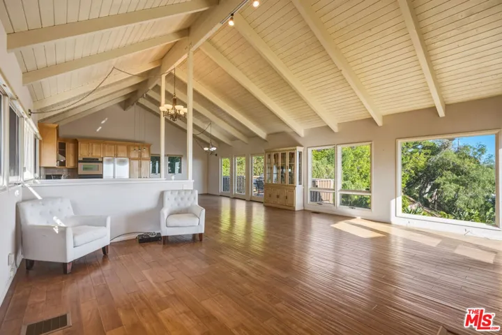 2965 Seabreeze Drive, Malibu, California 90265