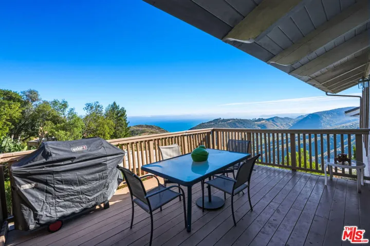 2965 Seabreeze Drive, Malibu, California 90265