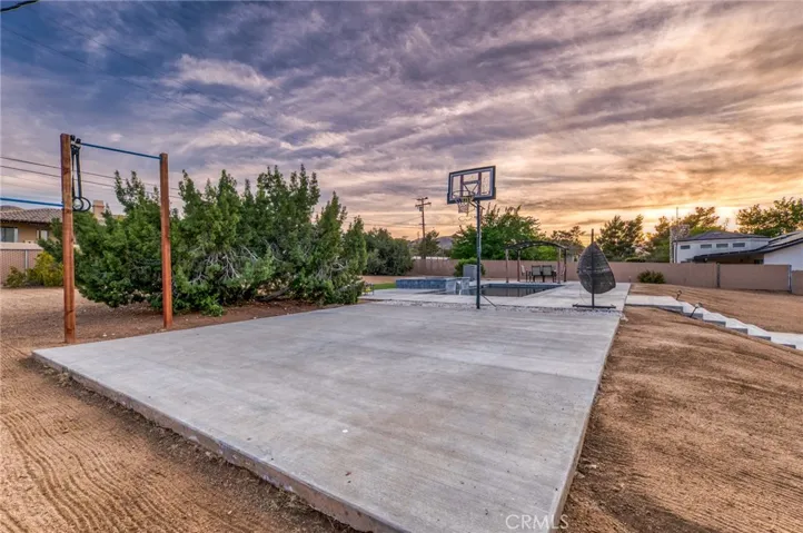57731 San Tropeze, Yucca Valley, California 92284