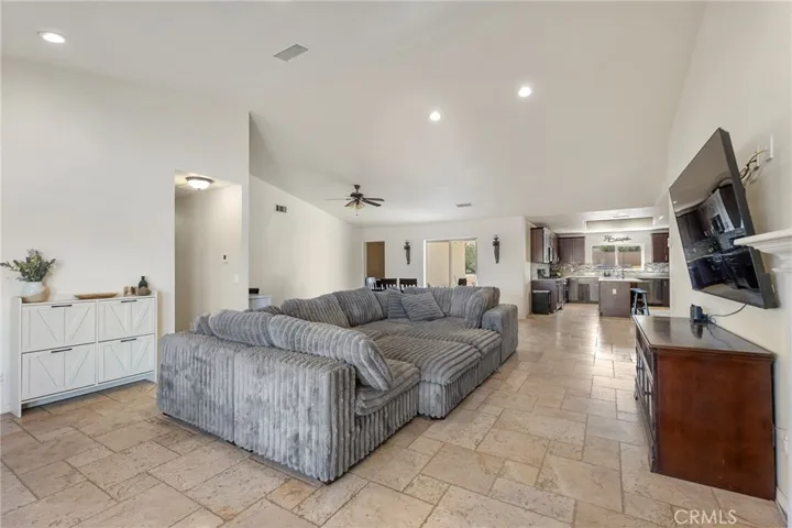 57731 San Tropeze, Yucca Valley, California 92284