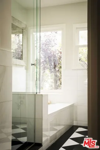 2439 Creston Way, Los Angeles, California 90068