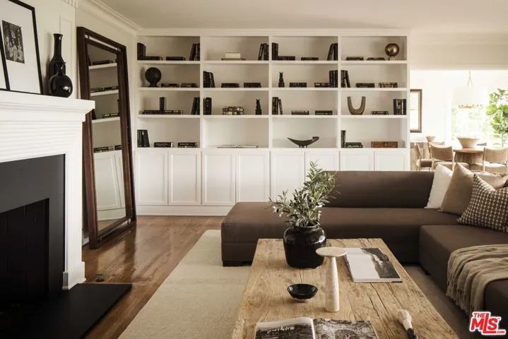 2439 Creston Way, Los Angeles, California 90068