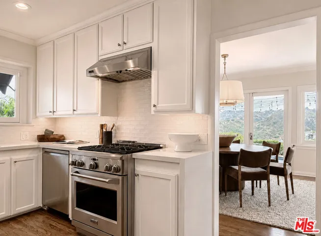 2439 Creston Way, Los Angeles, California 90068