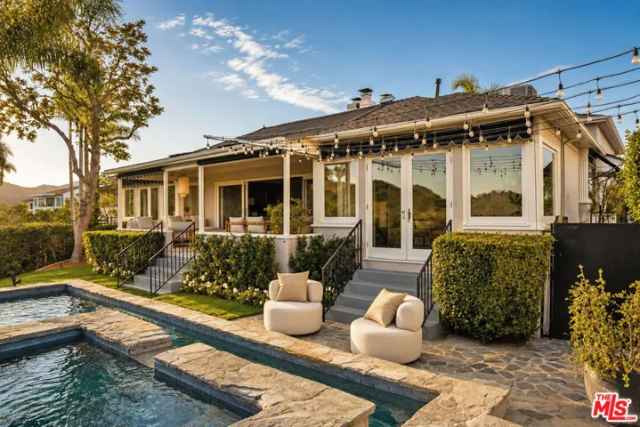 2439 Creston Way, Los Angeles, California 90068