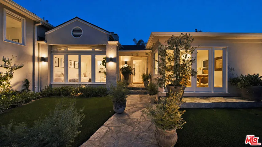 2439 Creston Way, Los Angeles, California 90068