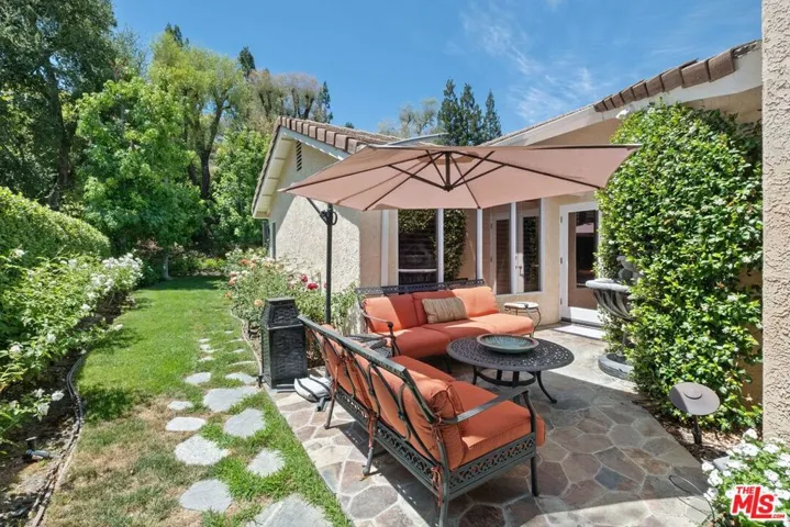 2663 Country Lane, Westlake Village, California 91361