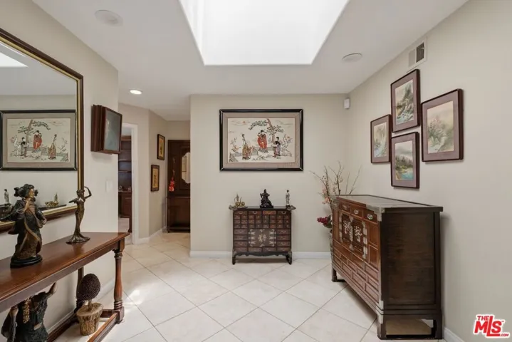 2663 Country Lane, Westlake Village, California 91361