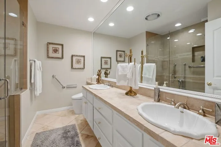 2663 Country Lane, Westlake Village, California 91361