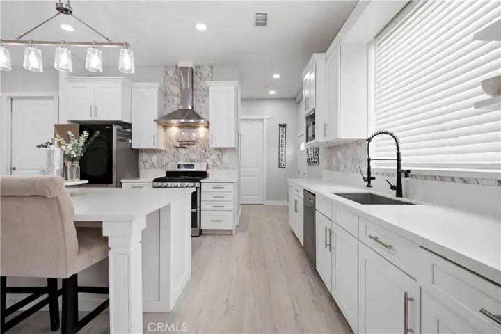 13225 Mountain, Pinon Hills, California 92372