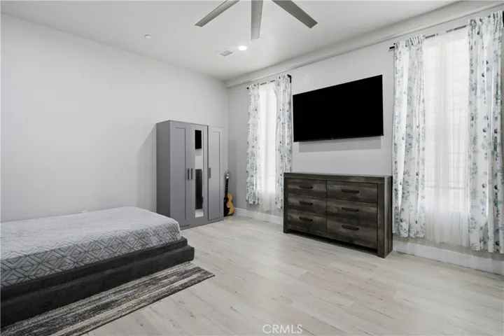 13225 Mountain, Pinon Hills, California 92372