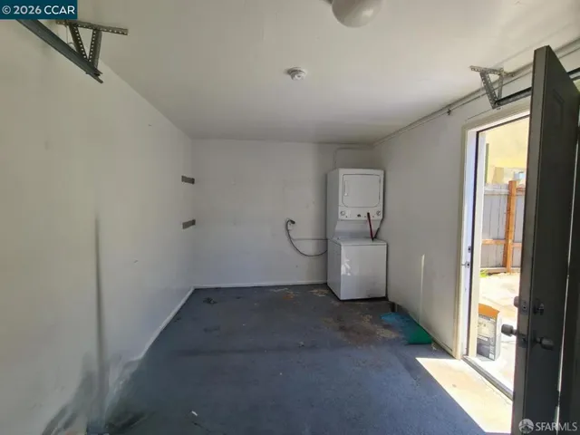 100 12th St, Richmond, California 94801