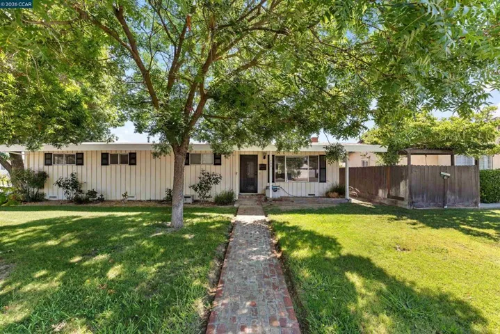 700 Real Ave, Newman, California 95360