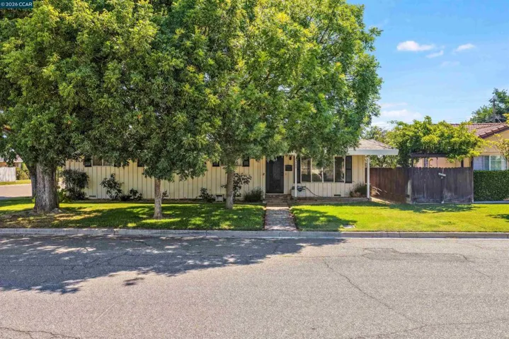 700 Real Ave, Newman, California 95360