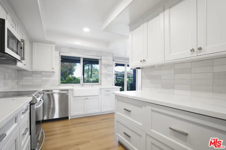 20 Sycamore Lane, Rolling Hills Estates, California 90274