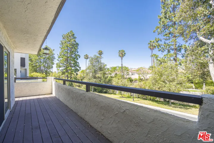 20 Sycamore Lane, Rolling Hills Estates, California 90274