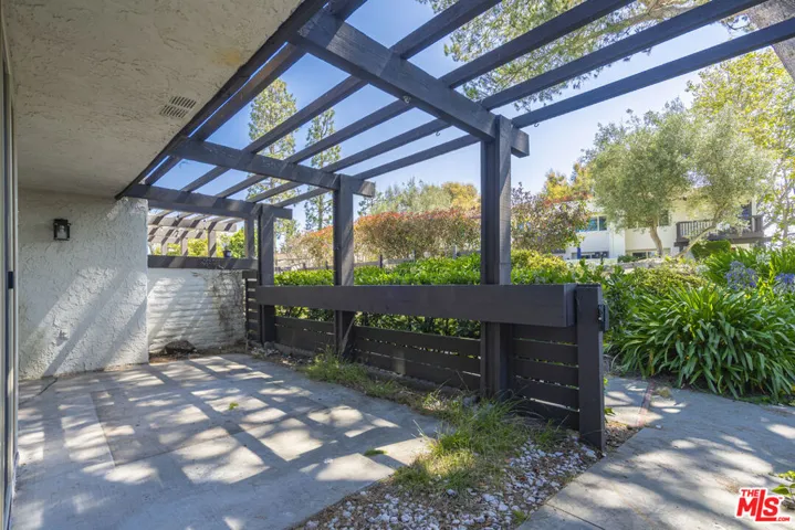 20 Sycamore Lane, Rolling Hills Estates, California 90274