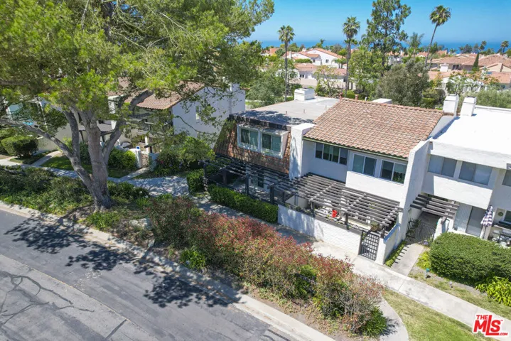 20 Sycamore Lane, Rolling Hills Estates, California 90274