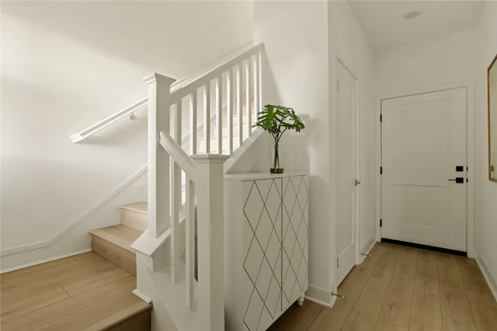 10942 Champions Lane, Cypress, California 90720