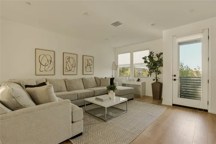 10942 Champions Lane, Cypress, California 90720