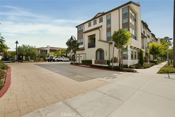 10942 Champions Lane, Cypress, California 90720