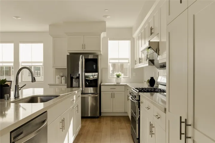 10942 Champions Lane, Cypress, California 90720