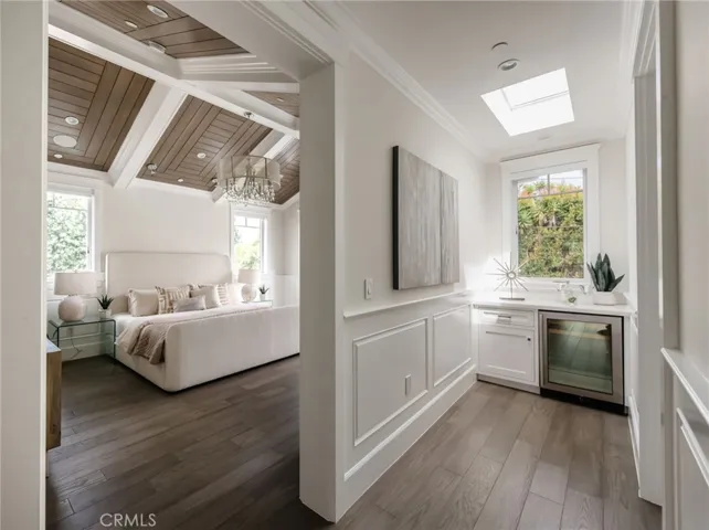 Primary suite is located at the North part of the home