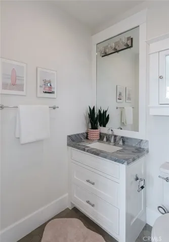 Ensuite Bath 2 (full with shower)