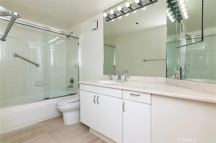 345 Pioneer Drive 905, Glendale, California 91203