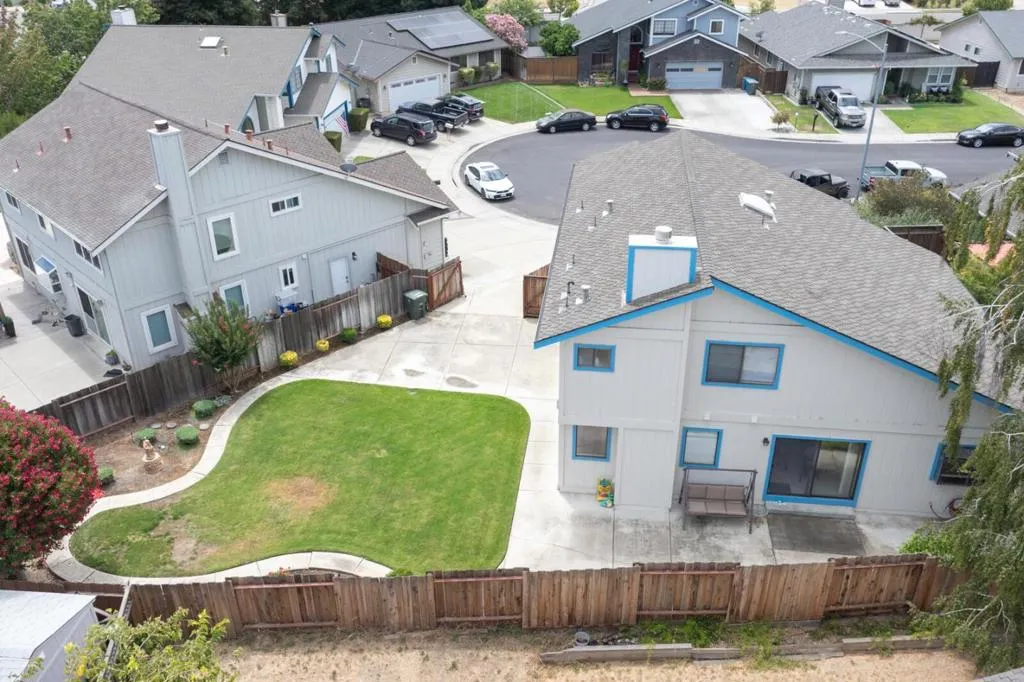 1219 Willow Court, Gilroy, California 95020 — photo 4