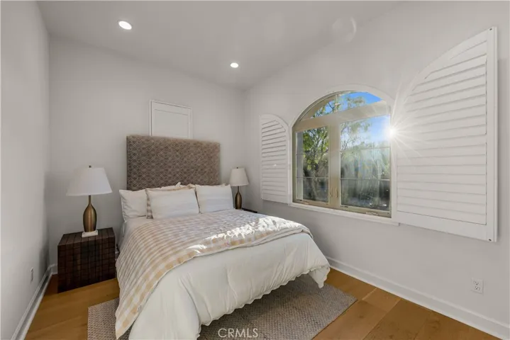 242 Sutters Ml, Irvine, California 92602