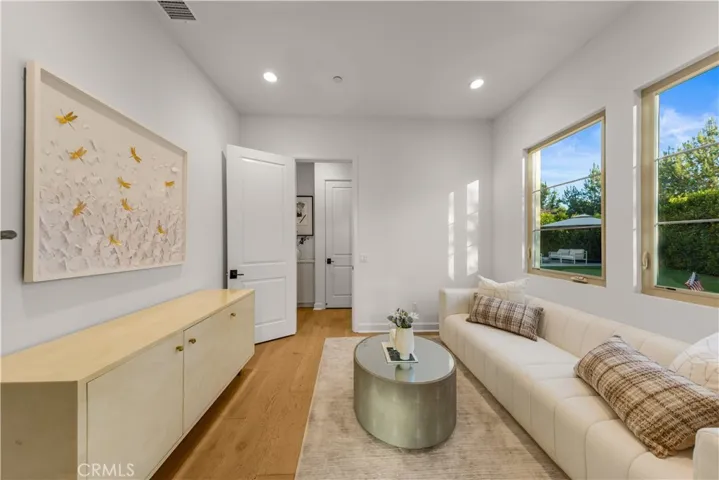 242 Sutters Ml, Irvine, California 92602