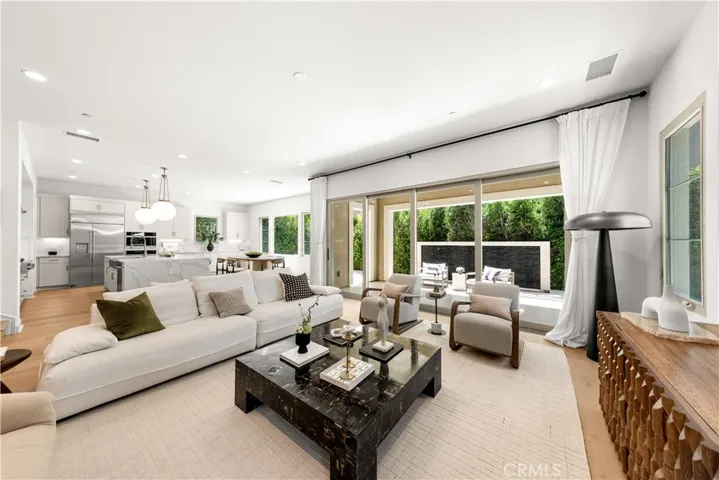 242 Sutters Ml, Irvine, California 92602