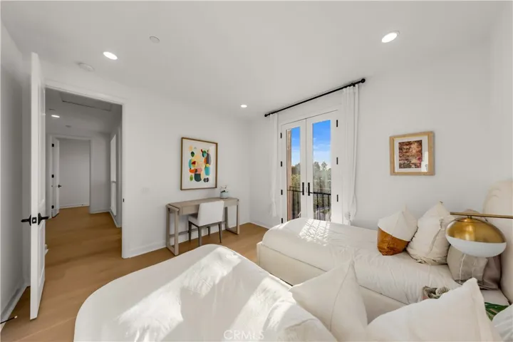 242 Sutters Ml, Irvine, California 92602