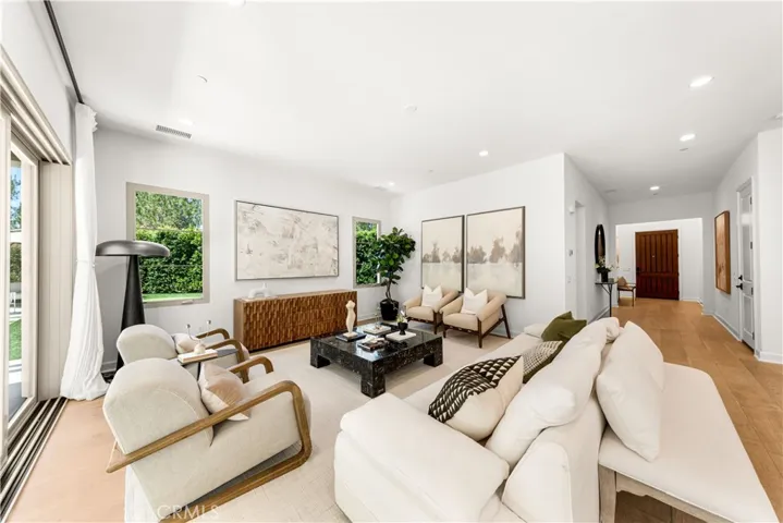 242 Sutters Ml, Irvine, California 92602