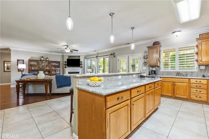 660 River Oaks, Paso Robles, California 93446