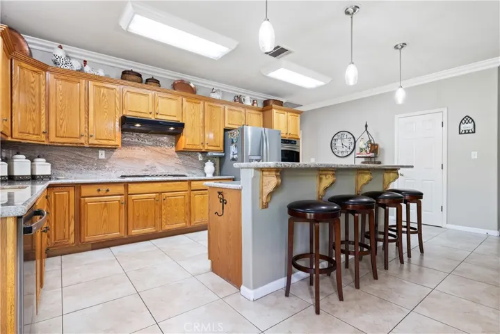 660 River Oaks, Paso Robles, California 93446