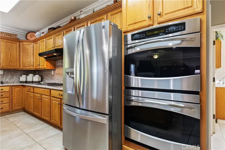 660 River Oaks, Paso Robles, California 93446