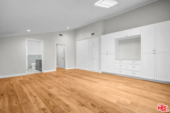 2855 Dunleer Place, Los Angeles, California 90064