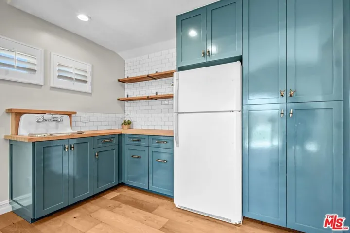 2855 Dunleer Place, Los Angeles, California 90064