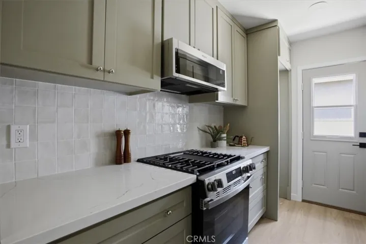 6140 Fulcher, North Hollywood, California 91606